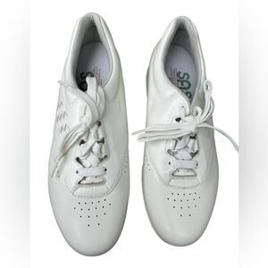 SAS Freetime Walking Shoes Size 8 Medium
